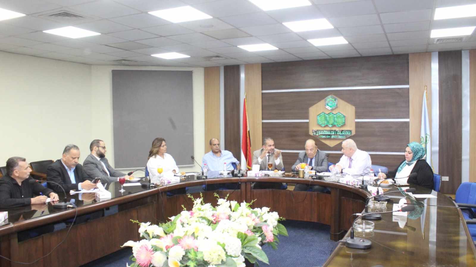 جمعية مستثمري العاشر من رمضان يناقشون مع وزير الإسكان أزمة المقنن المائي