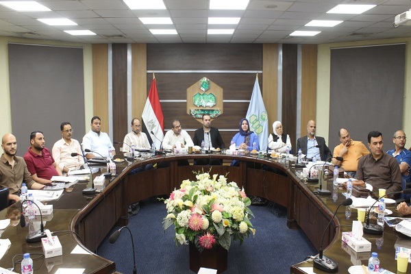لجنة البيئة بجمعية مستثمري العاشر تناقش خطة التحول إلى الصناعة الخضراء وتعزيز تنافسية المصانع